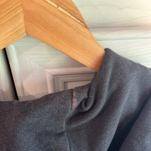 ASICS | Tech Full Zip Hoodie | Womens size M - Picture 5 of 5